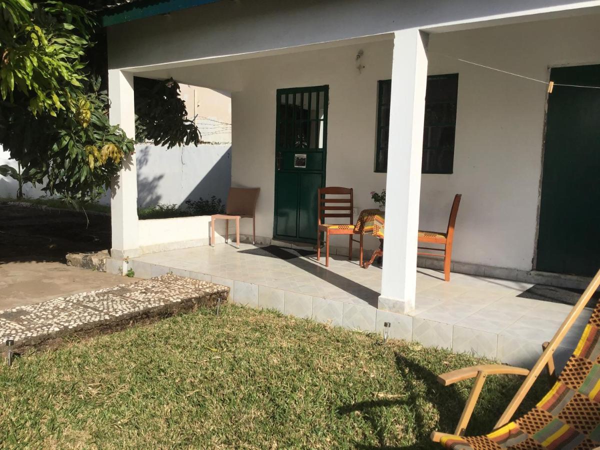 Anns Guesthouse BakauGambia Exterior foto